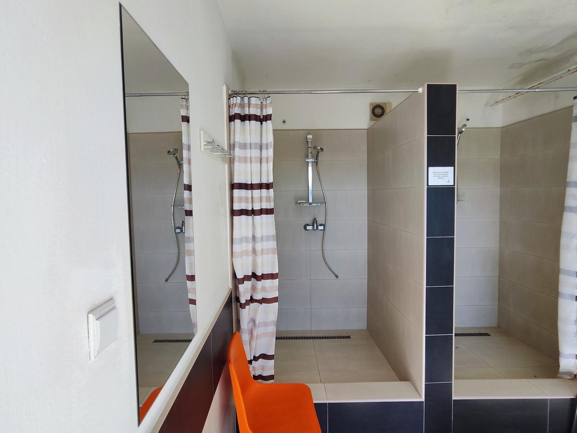 Hotel Yacht Club Bezdrev Hluboká nad Vltavou Zewnętrze zdjęcie